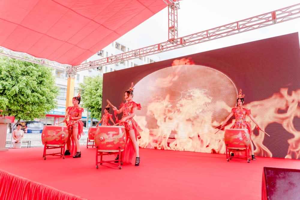 節(jié)目經(jīng)紀
